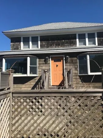 $10,000 | 16 Crescent Walk, Ocean Beach, NY 11770