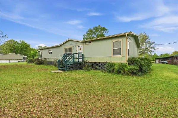 $325,000 | 18558 Northeast 12th Court, Citra, FL 32113