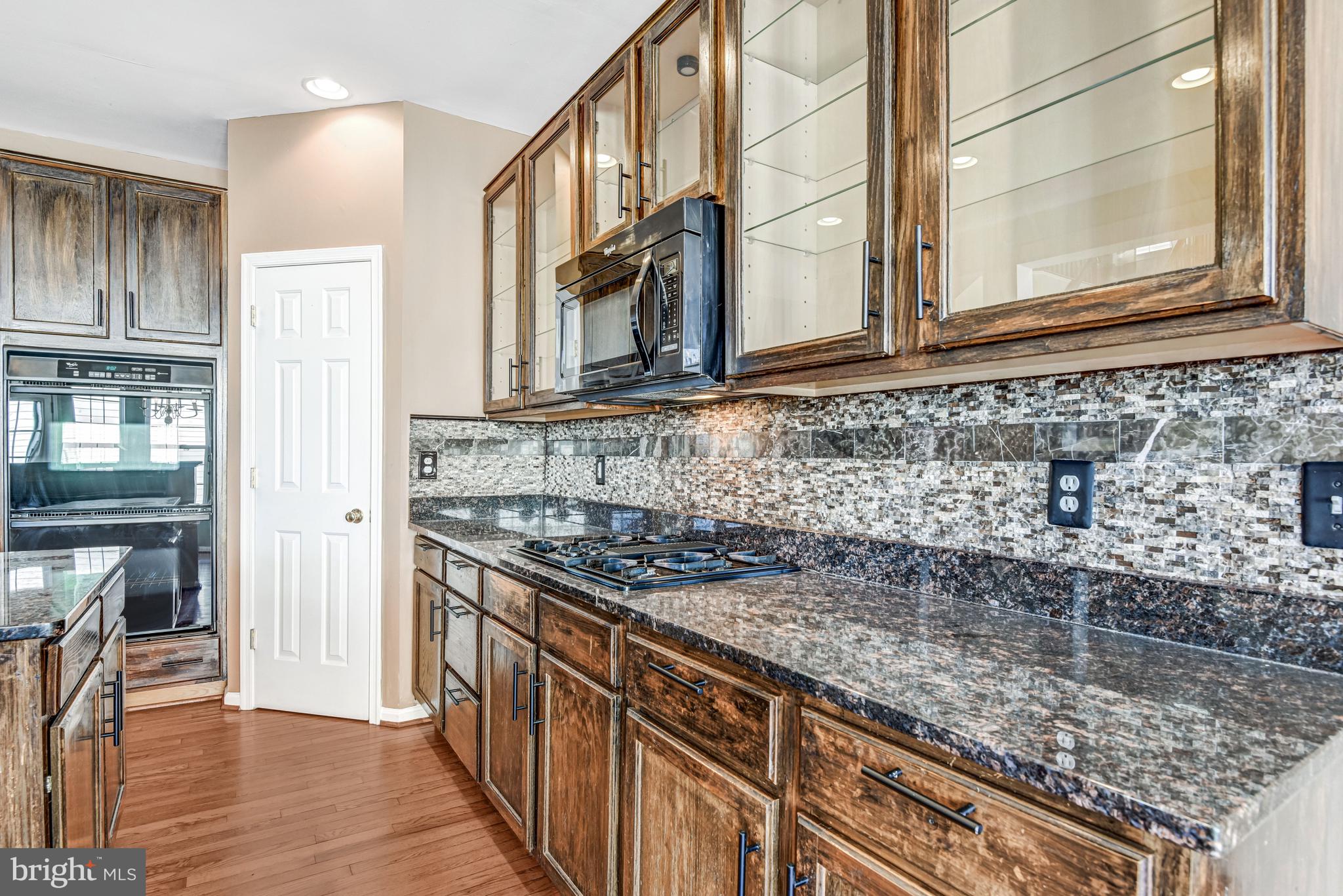 14570 Collingham Place Gainesville, VA 20155 - Photo 14 of 65