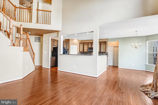 $3,950 | 14570 Collingham Place, Gainesville, VA 20155