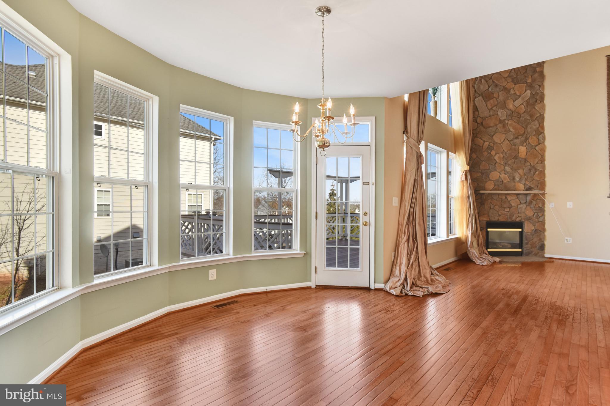 14570 Collingham Place Gainesville, VA 20155 - Photo 21 of 65