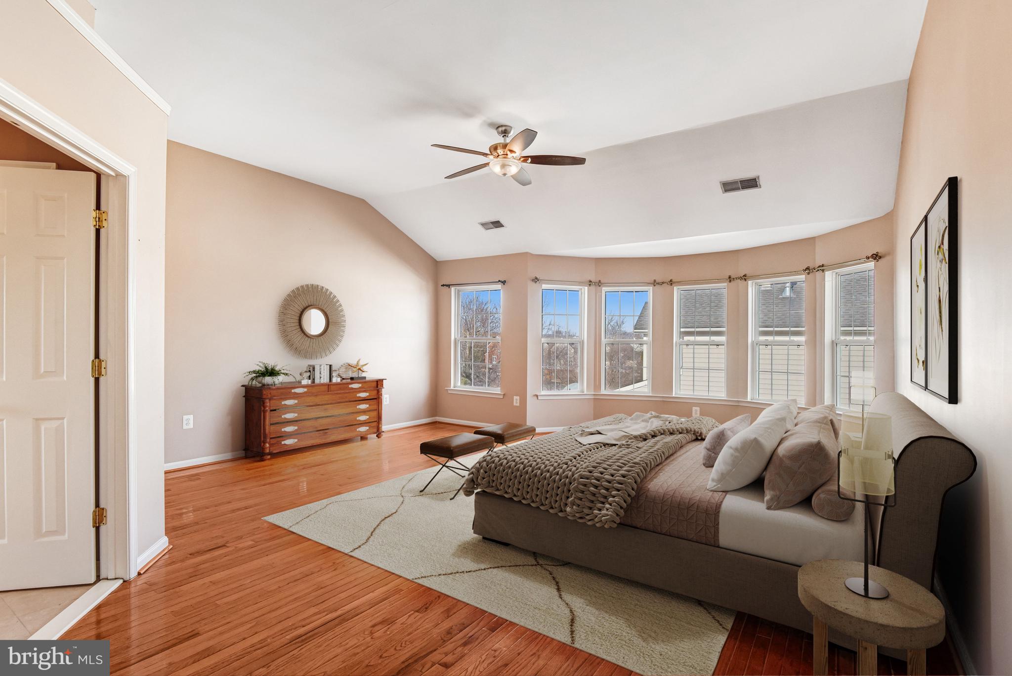 14570 Collingham Place Gainesville, VA 20155 - Photo 33 of 65