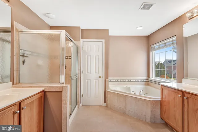 $3,950 | 14570 Collingham Place, Gainesville, VA 20155