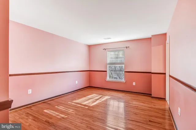 $3,950 | 14570 Collingham Place, Gainesville, VA 20155