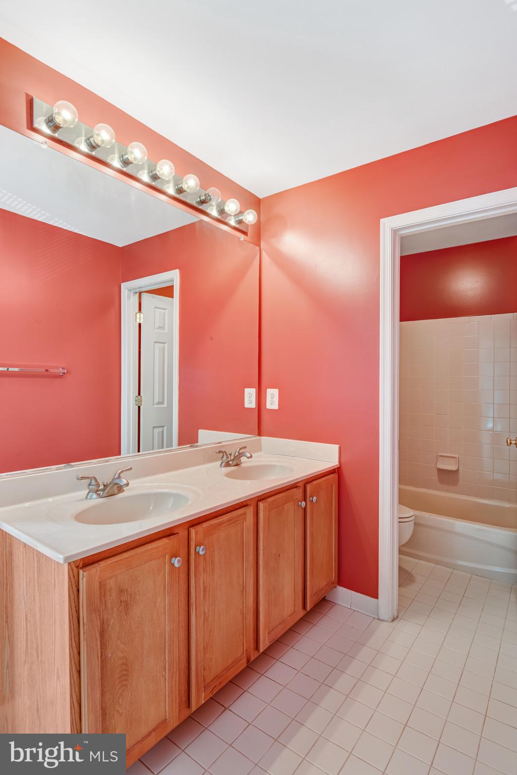 14570 Collingham Place Gainesville, VA 20155 - Photo 46 of 65