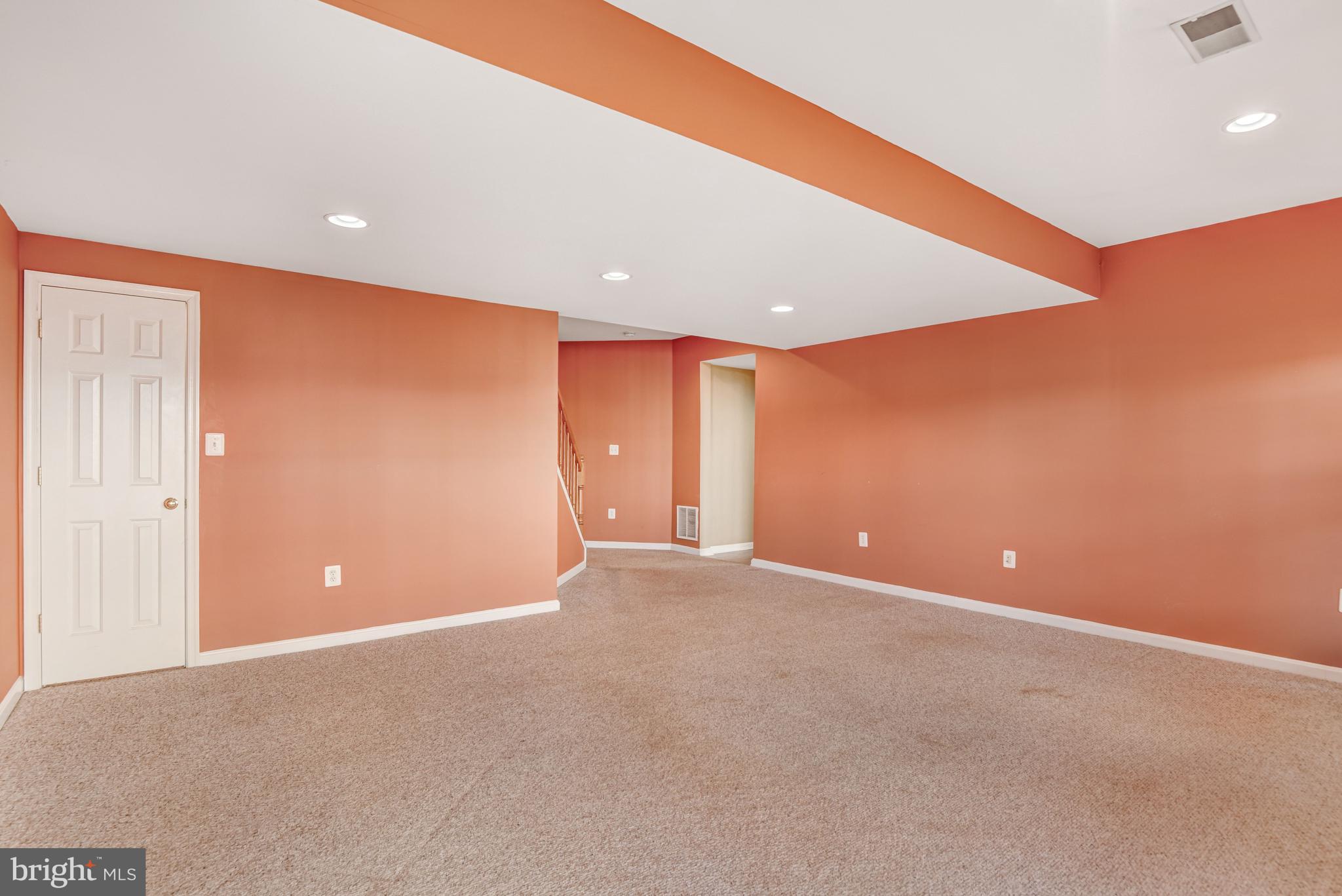 14570 Collingham Place Gainesville, VA 20155 - Photo 49 of 65