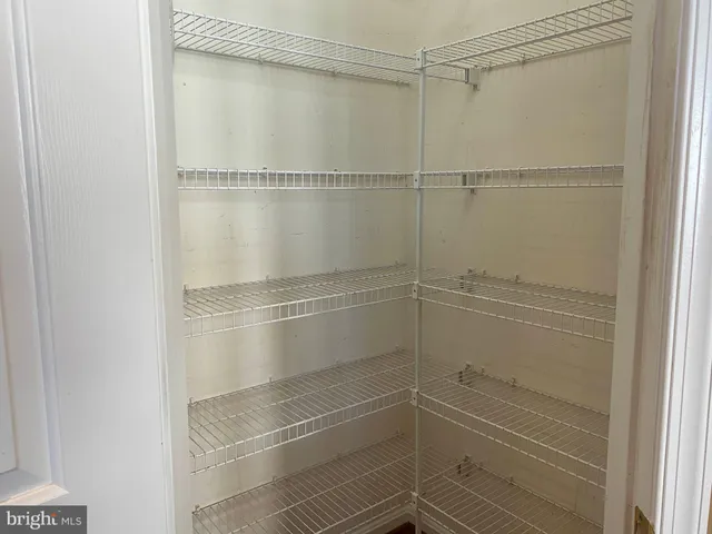 $3,950 | 14570 Collingham Place, Gainesville, VA 20155