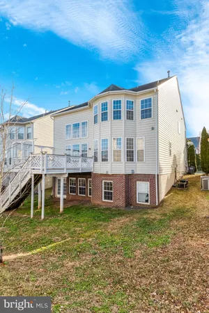 $3,800 | 14570 Collingham Place, Gainesville, VA 20155