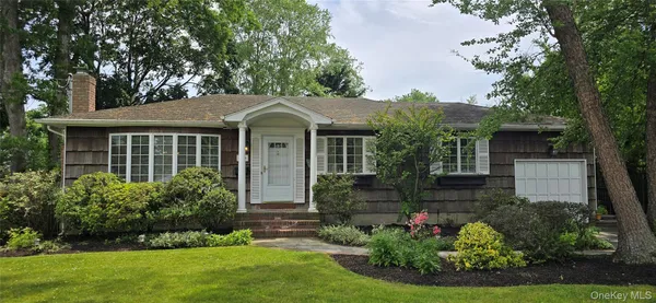 $619,000 | 350 Columbus Avenue, West Babylon, NY 11704