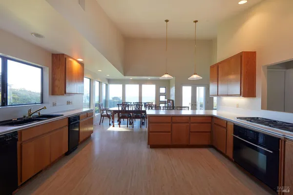 $1,695,000 | 30200 Highway 1, Fort Bragg, CA 95437
