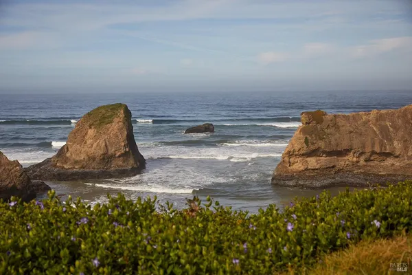 $1,695,000 | 30200 Highway 1, Fort Bragg, CA 95437