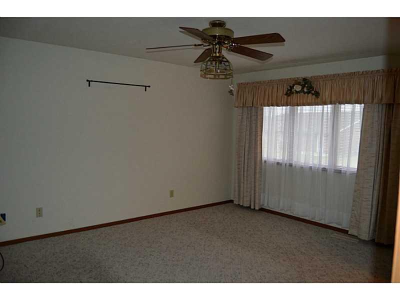 1129 Armsgate Road, Unit 135 Springfield, OH 45503 - Photo 6 of 10