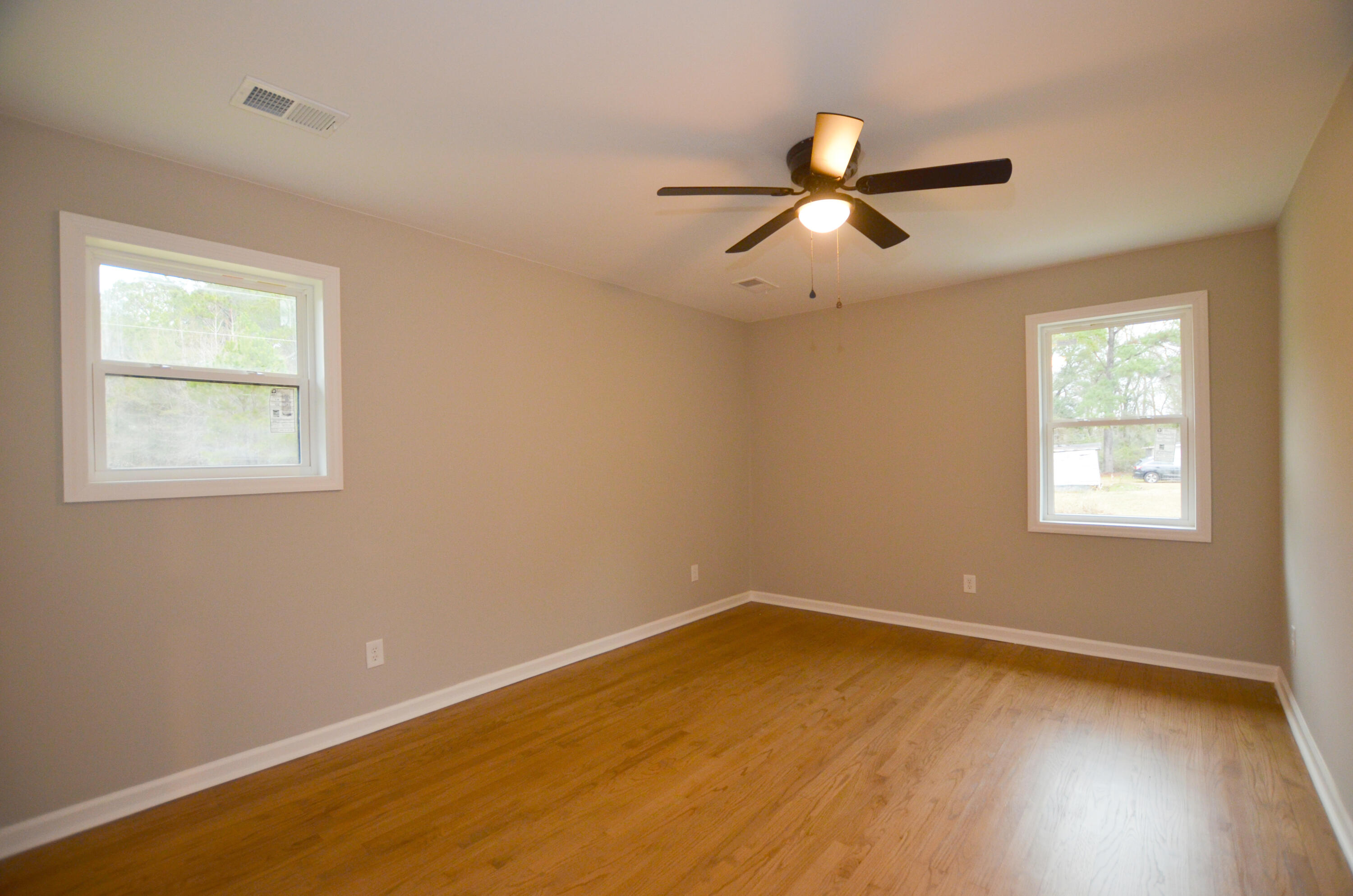 488 Society Road McClellanville, SC 29458 - Photo 23 of 36 24-Bedroom2