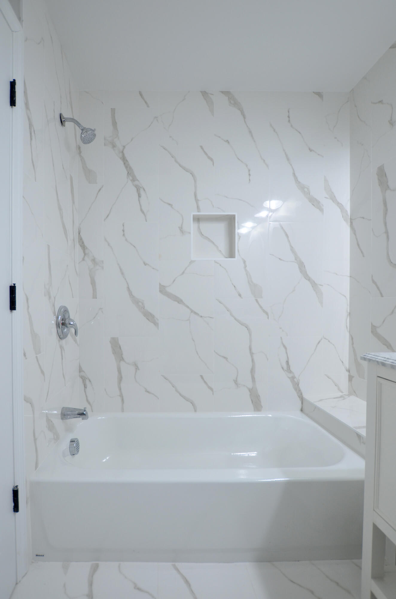 488 Society Road McClellanville, SC 29458 - Photo 26 of 36 27-Bathroom2b
