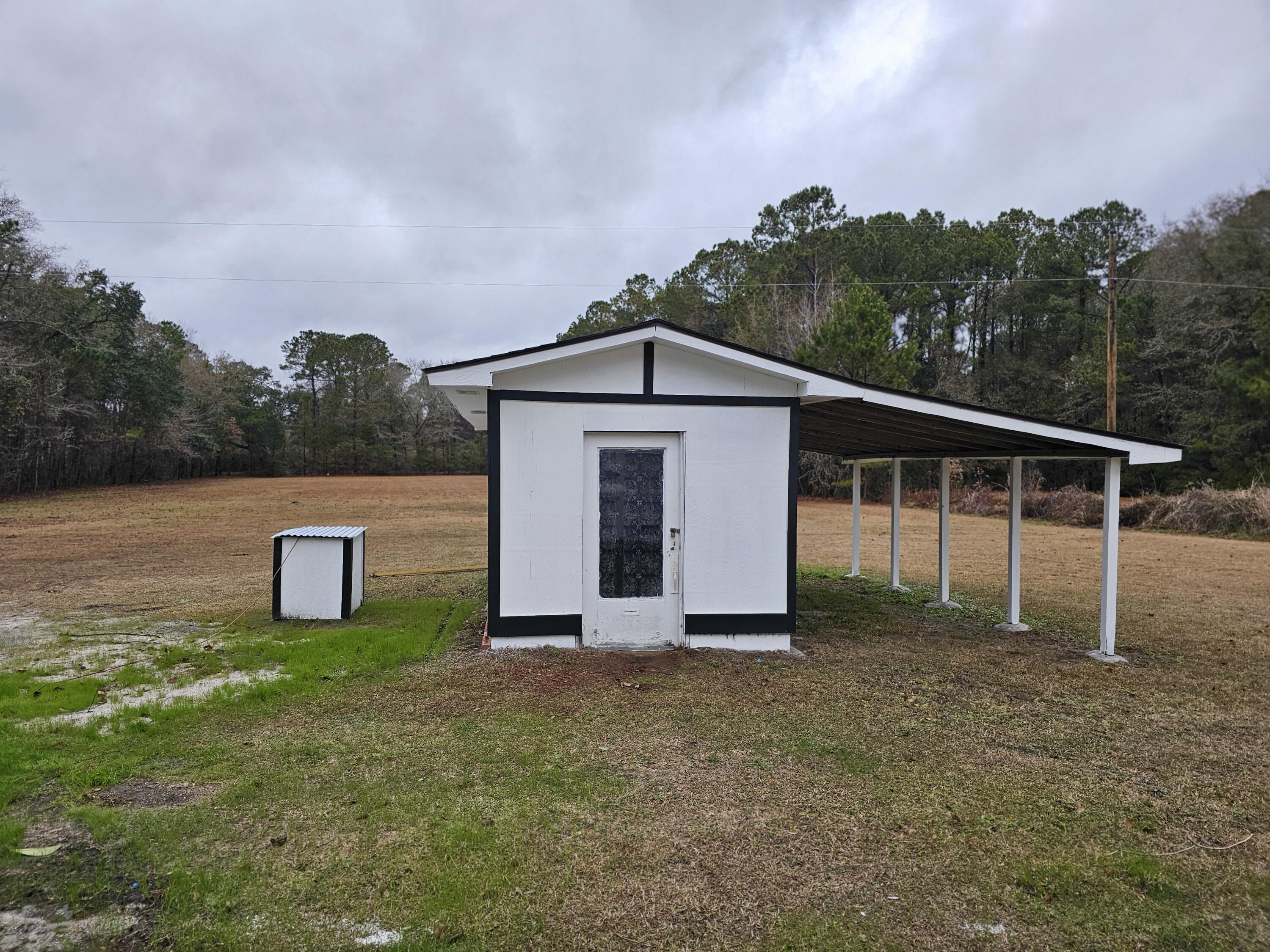 488 Society Road McClellanville, SC 29458 - Photo 30 of 36 52-Shed