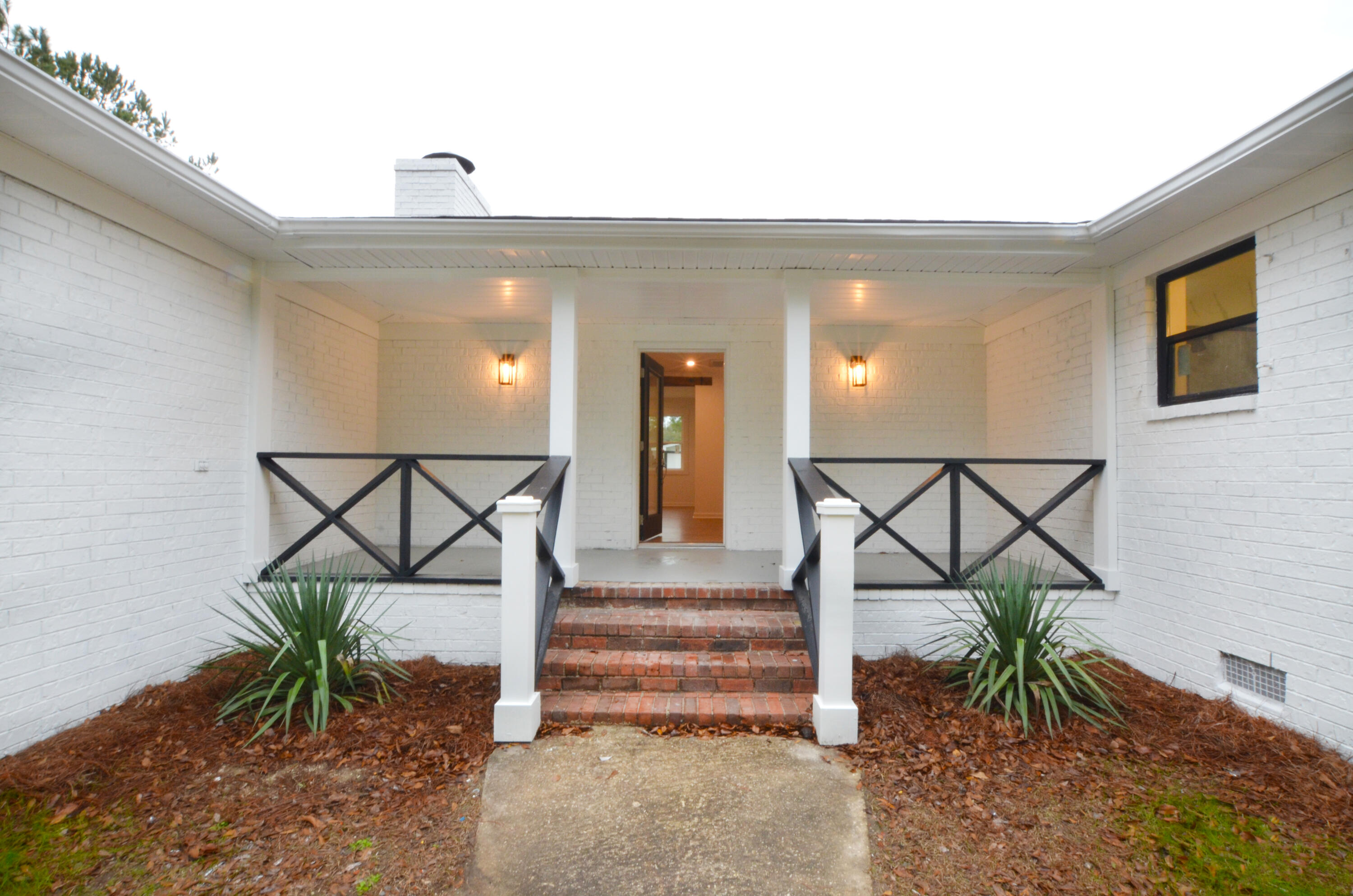 488 Society Road McClellanville, SC 29458 - Photo 6 of 36 9-Front-Close