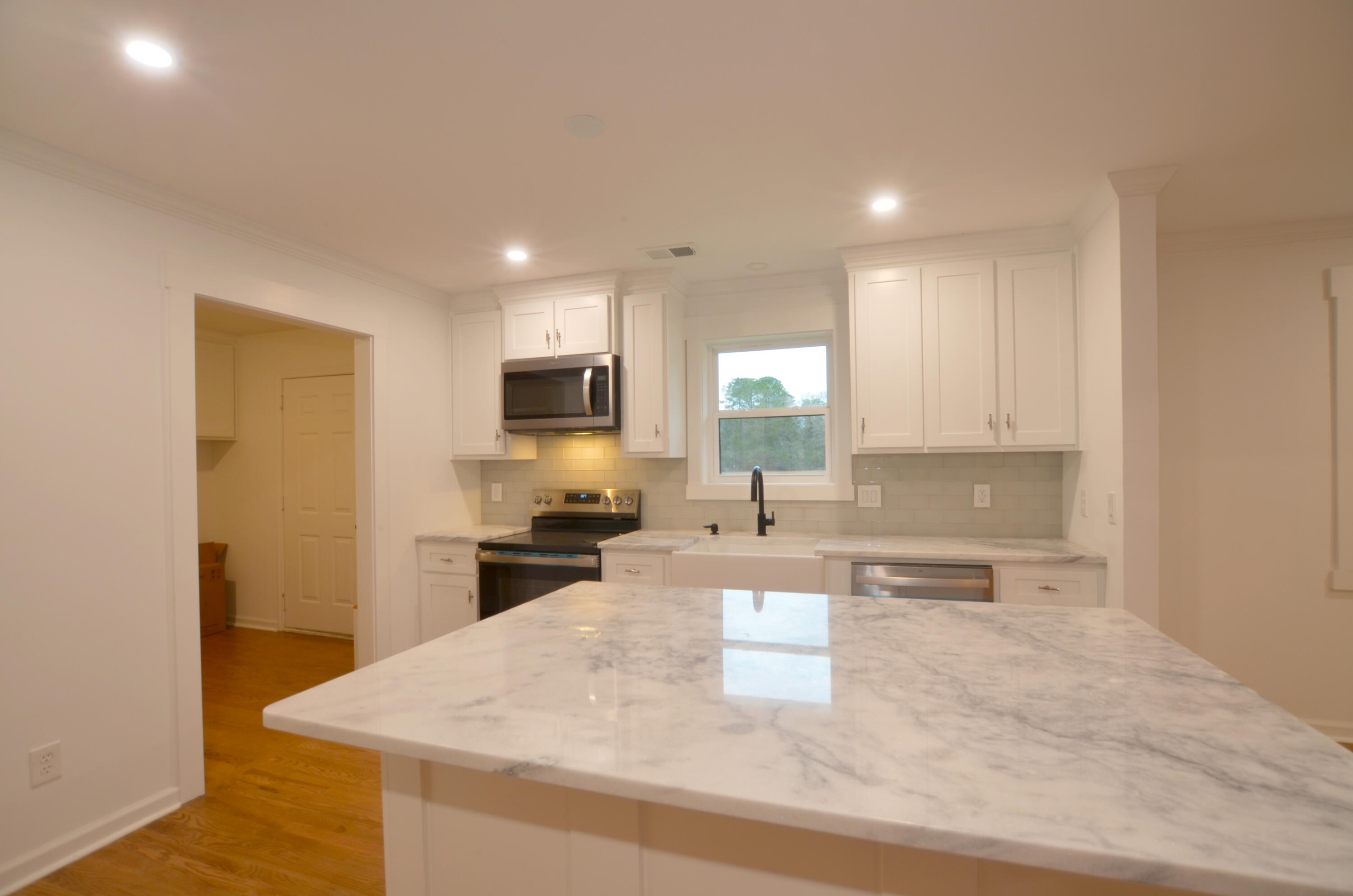 488 Society Road McClellanville, SC 29458 - Photo 10 of 36 13-Kitchen