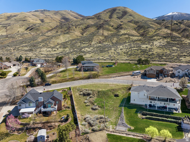 2510 Elm Grove Drive Perry, UT 84302 - Photo 5 of 17