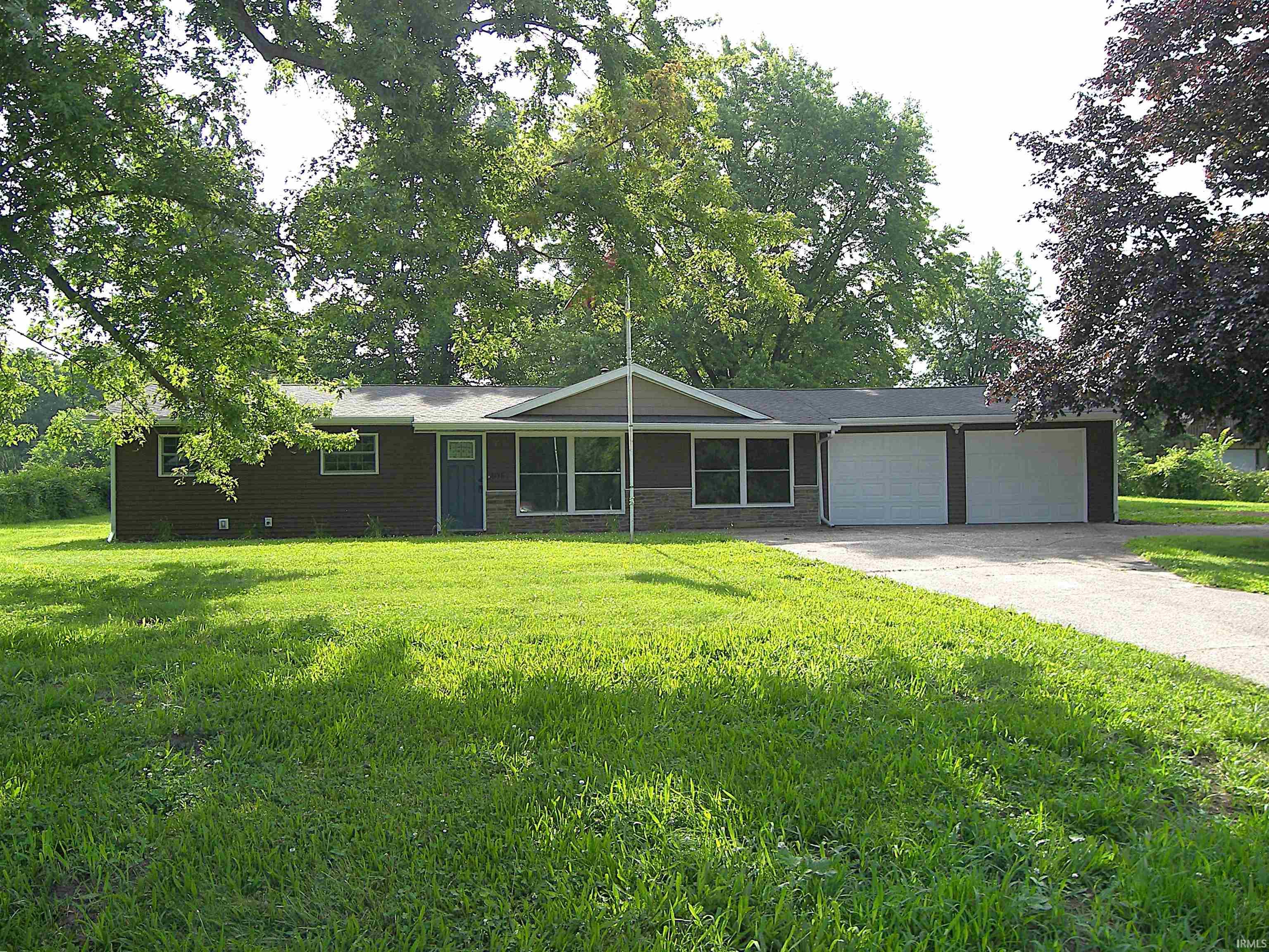 8138 Rose Road Plymouth, IN 46563 - Photo 3 of 50
