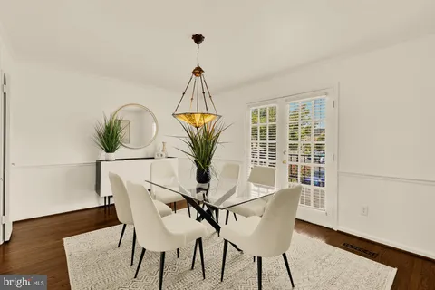 $795,000 | 6701 Washington Boulevard, Unit D, Arlington, VA 22205