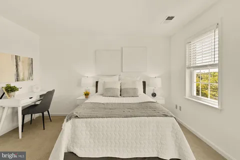 $795,000 | 6701 Washington Boulevard, Unit D, Arlington, VA 22205