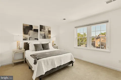 $795,000 | 6701 Washington Boulevard, Unit D, Arlington, VA 22205
