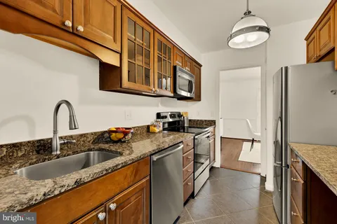 $795,000 | 6701 Washington Boulevard, Unit D, Arlington, VA 22205