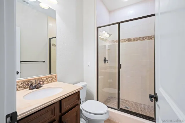 $1,300,000 | 2521 Honeybell Lane, Escondido, CA 92027