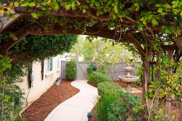 $1,300,000 | 2521 Honeybell Lane, Escondido, CA 92027