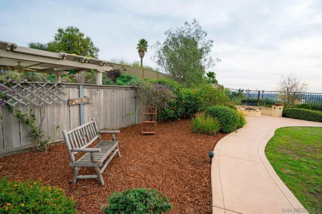 $1,300,000 | 2521 Honeybell Lane, Escondido, CA 92027