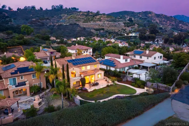 $1,300,000 | 2521 Honeybell Lane, Escondido, CA 92027