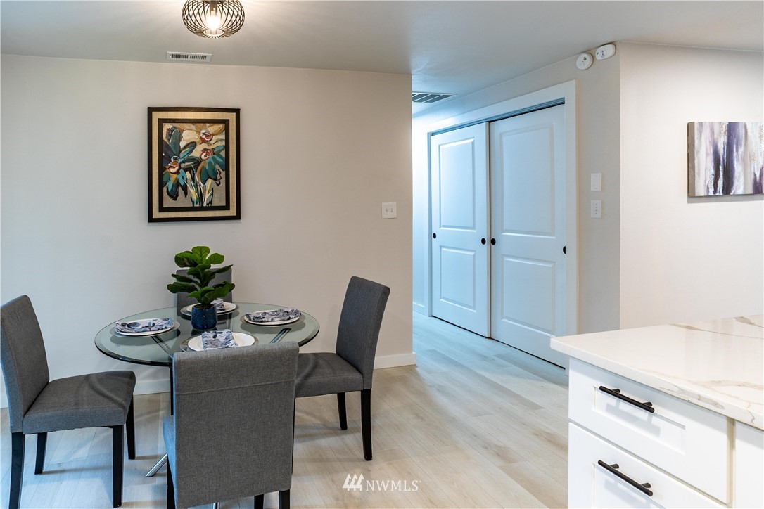 14332 165th Place Southeast Renton, WA 98059 - Photo 12 of 29