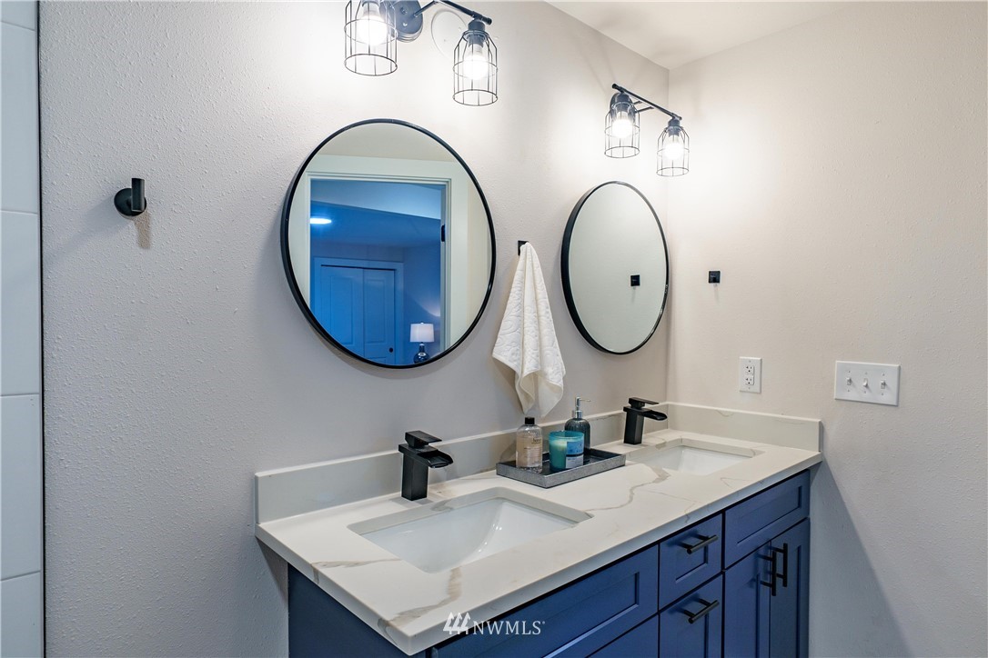 14332 165th Place Southeast Renton, WA 98059 - Photo 17 of 29