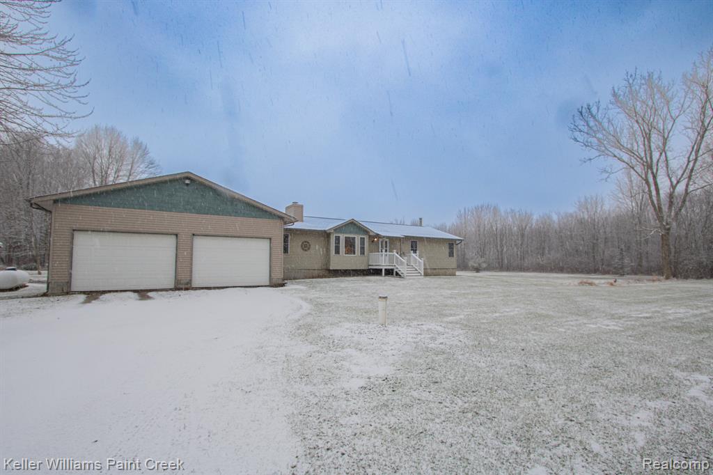 6465 Kelly Road Yale, MI 48097 - Photo 2 of 45 Gallery Image 2