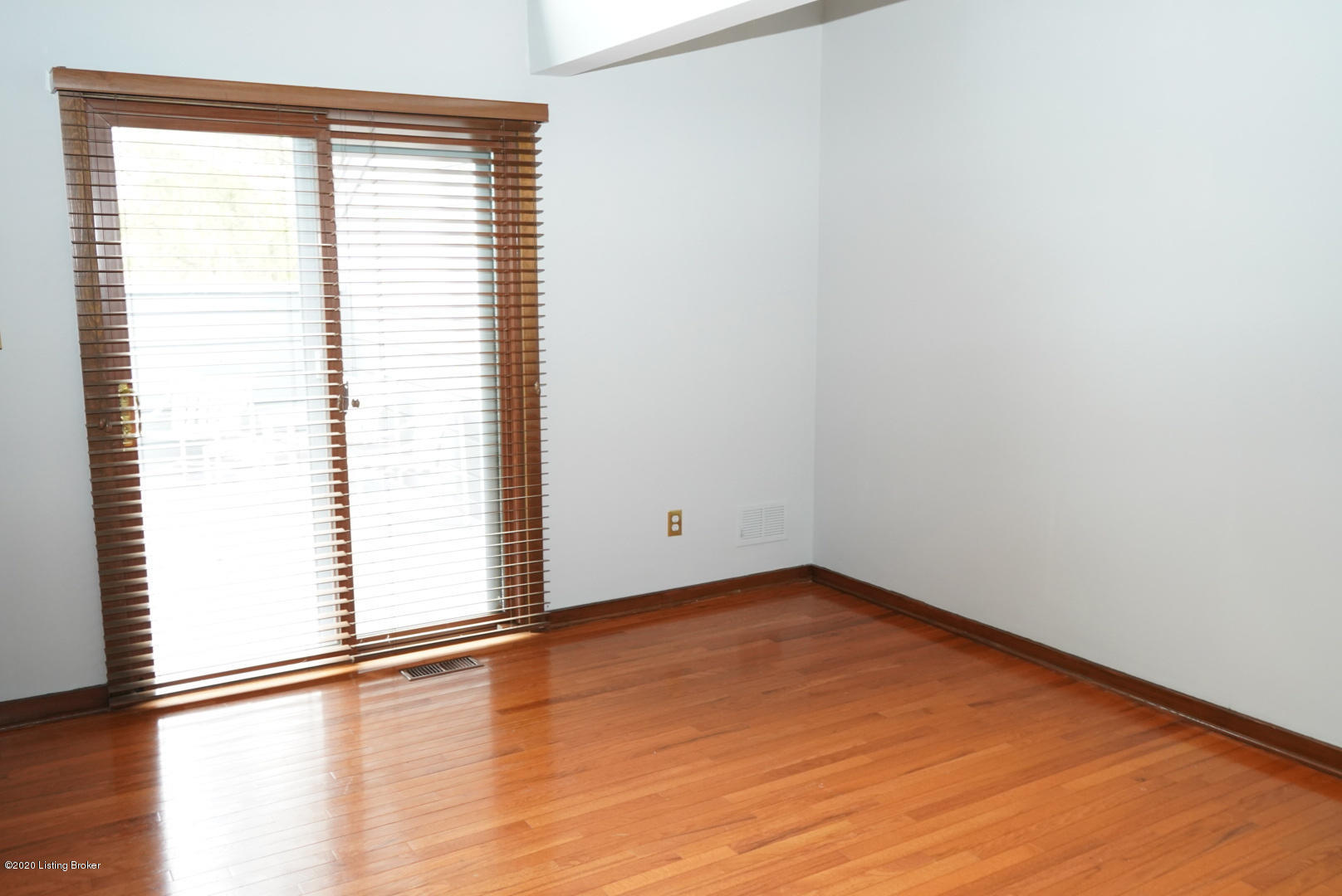 313 Blue Ridge Road Louisville, KY 40223 - Photo 3 of 41 Dining Area