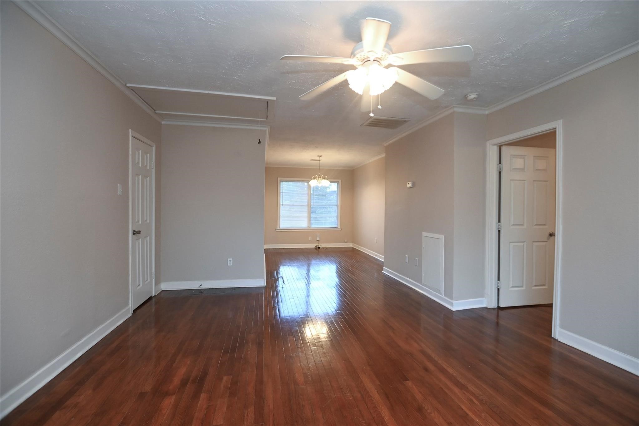 2003 McClendon Street, Unit 4 Houston, TX 77030 - Photo 3 of 19