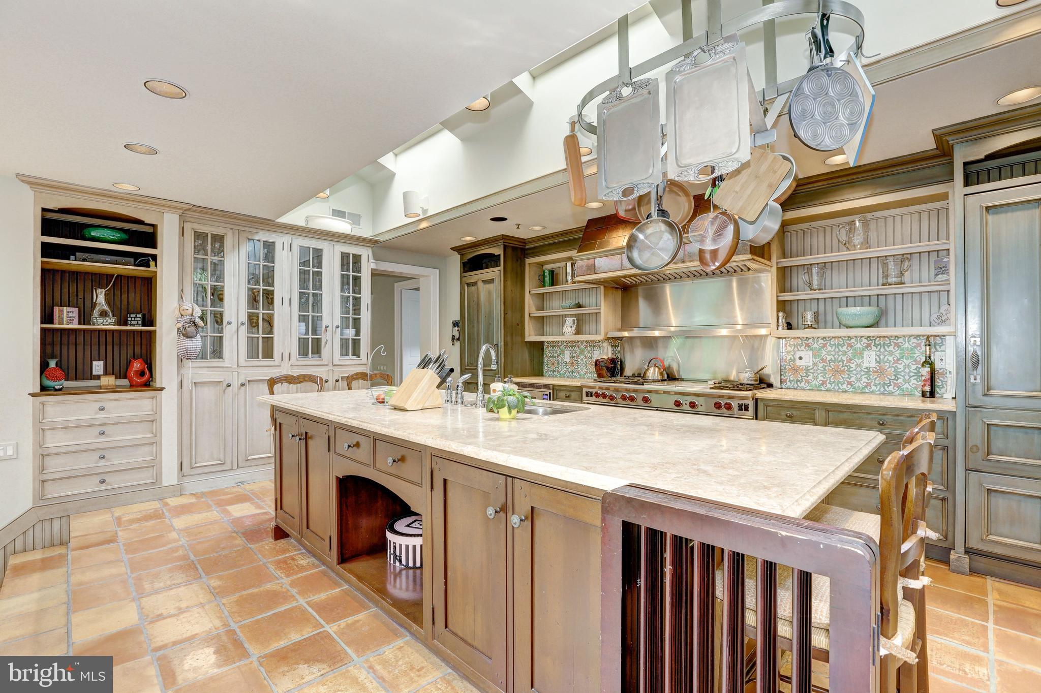 10109 Iron Gate Road Potomac, MD 20854 - Photo 12 of 42 Gourmet Chef's Kitchen