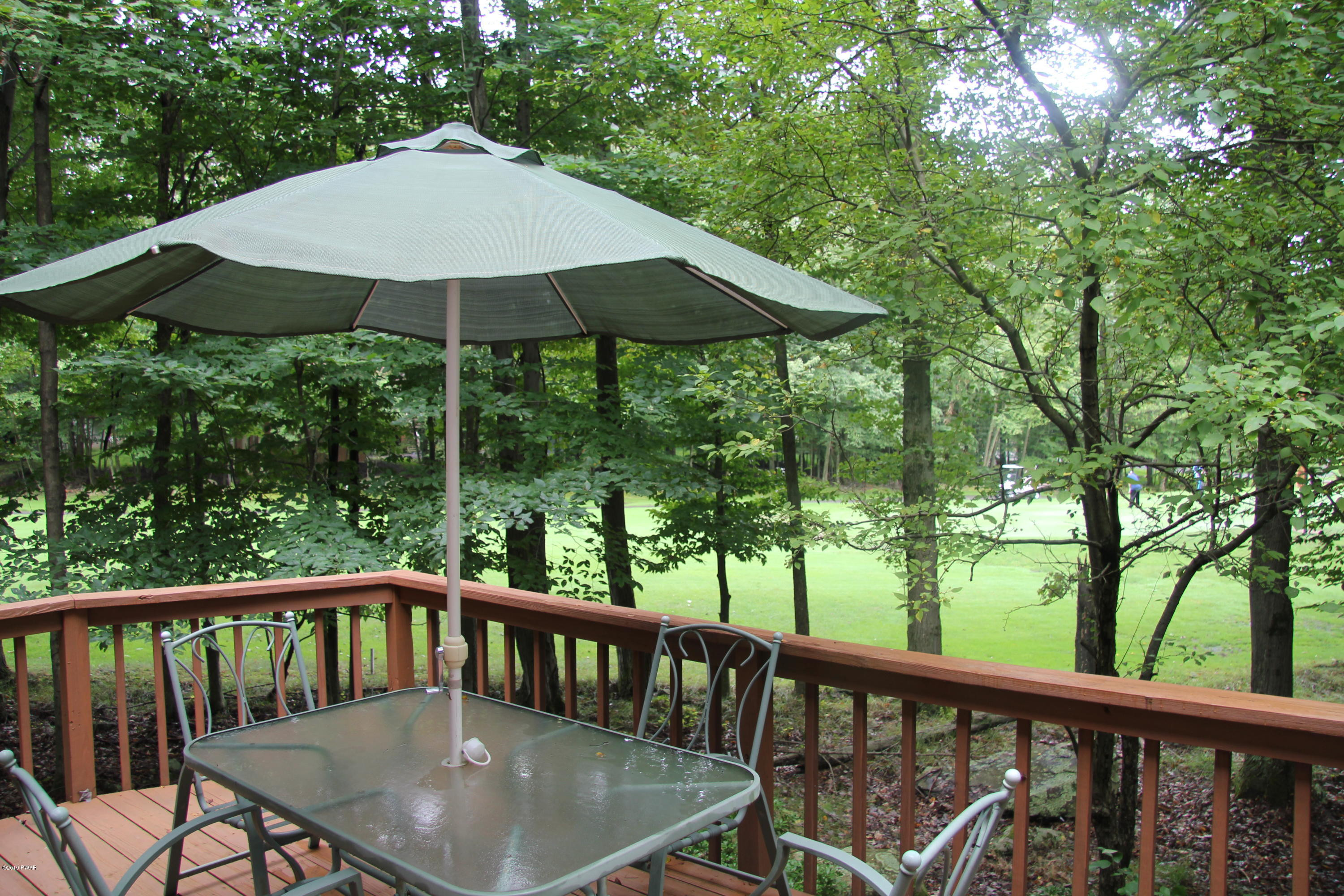 4006 Par Drive Lake Ariel, PA 18436 - Photo 1 of 29