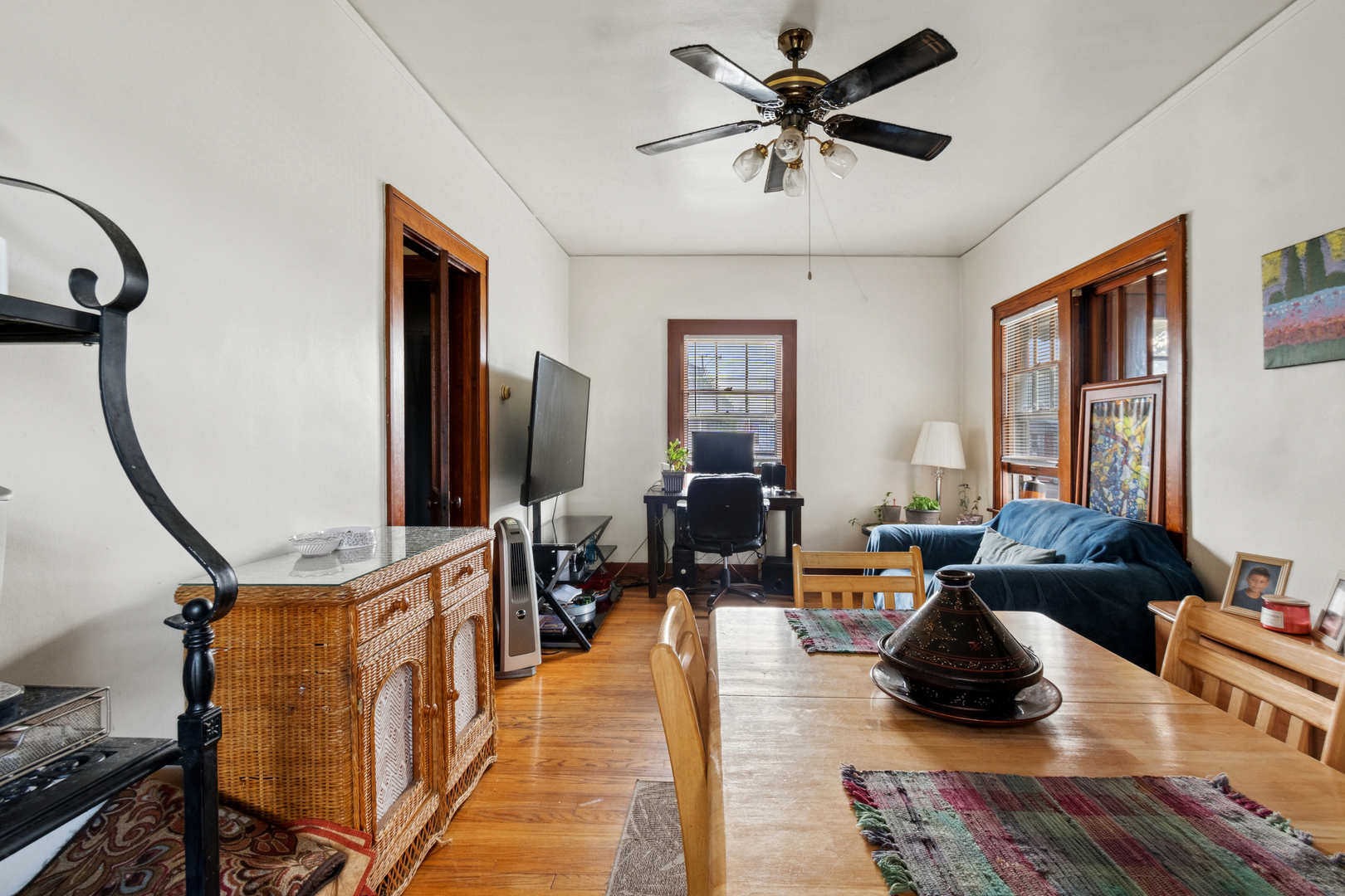 3117 Chicago Road Steger, IL 60475 - Photo 23 of 28 a living room with furniture