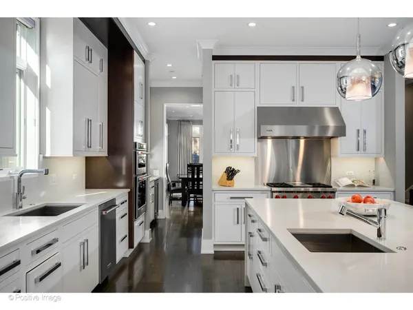 $3,200,000 | 2107 West Bradley Place, Chicago, IL 60618
