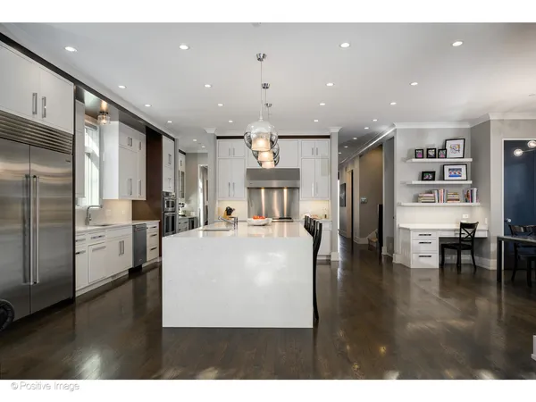 $3,200,000 | 2107 West Bradley Place, Chicago, IL 60618