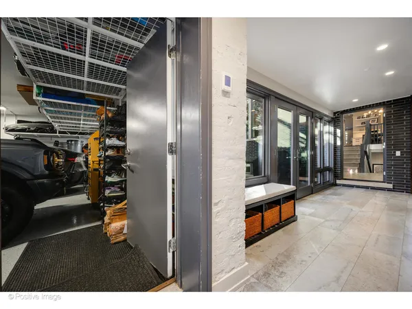 $3,200,000 | 2107 West Bradley Place, Chicago, IL 60618
