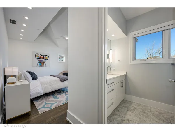 $3,200,000 | 2107 West Bradley Place, Chicago, IL 60618