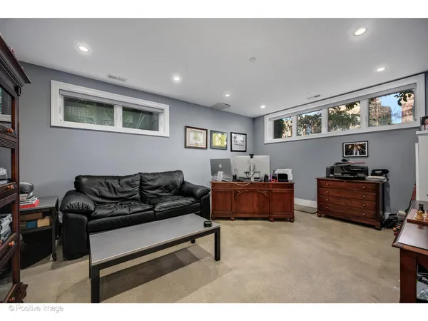 $3,200,000 | 2107 West Bradley Place, Chicago, IL 60618
