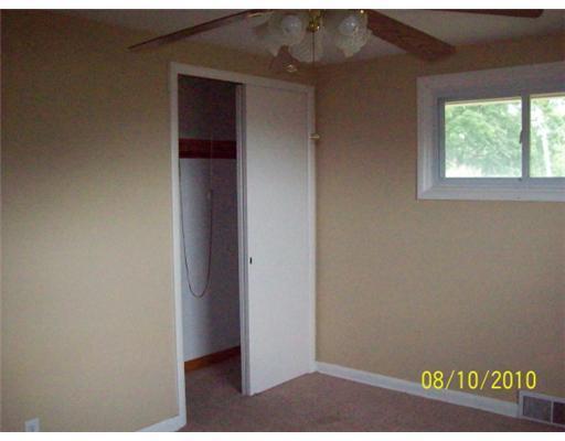 2324 Erter Drive Springfield, OH 45503 - Photo 5 of 10 Gallery Image 5