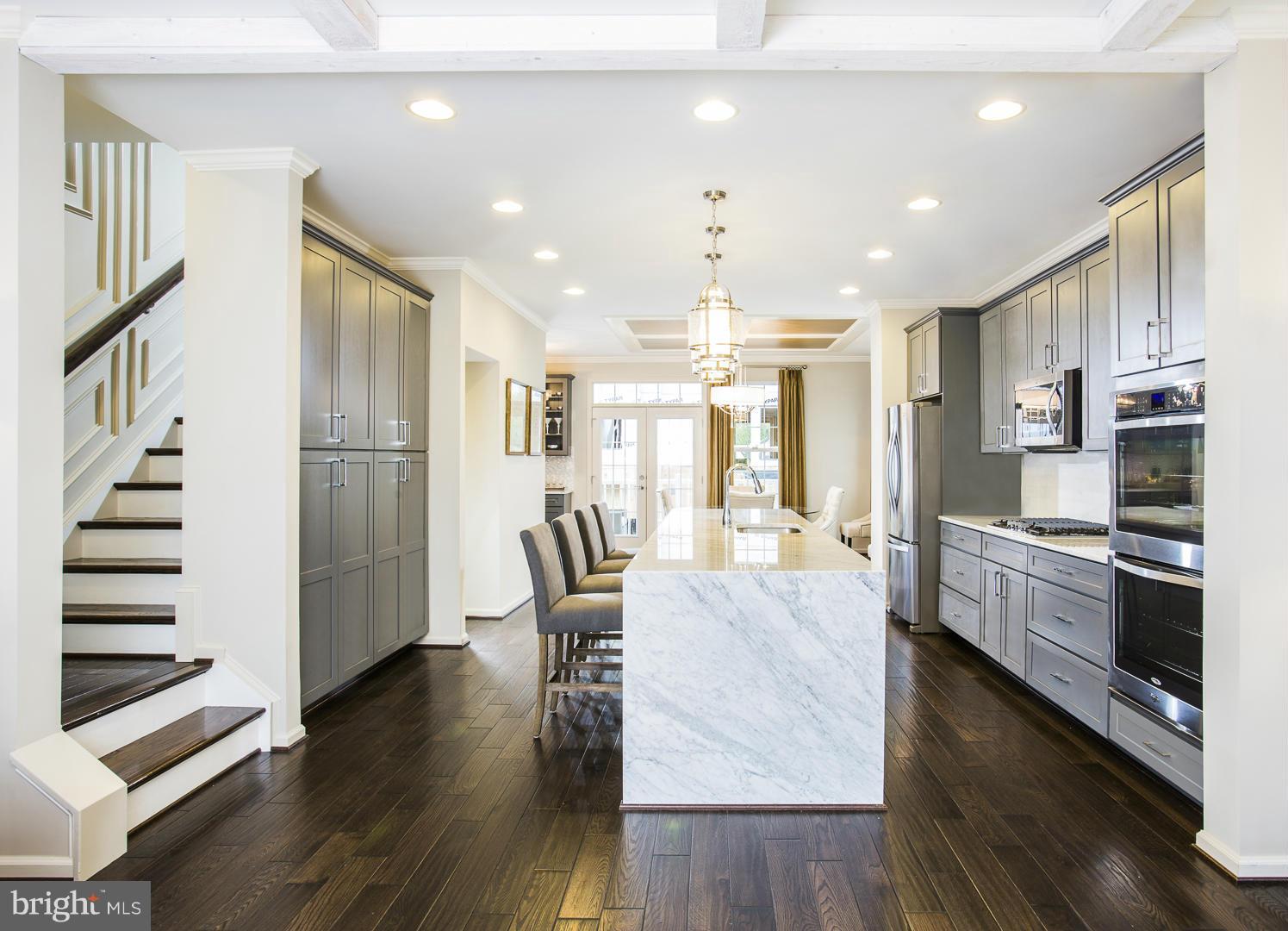 46071 Hall Road, Unit 12 Sterling, VA 20166 - Photo 4 of 6 Kitchen in Decorated Chelsea Model Home