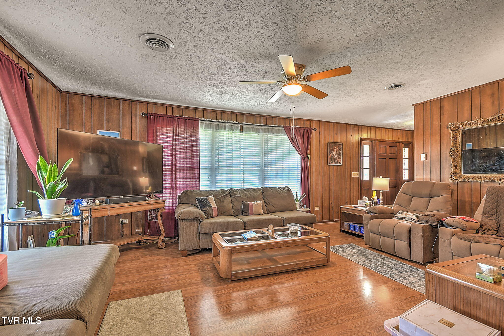 21573 Monroe Road Damascus, VA 24236 - Photo 5 of 30 16605
