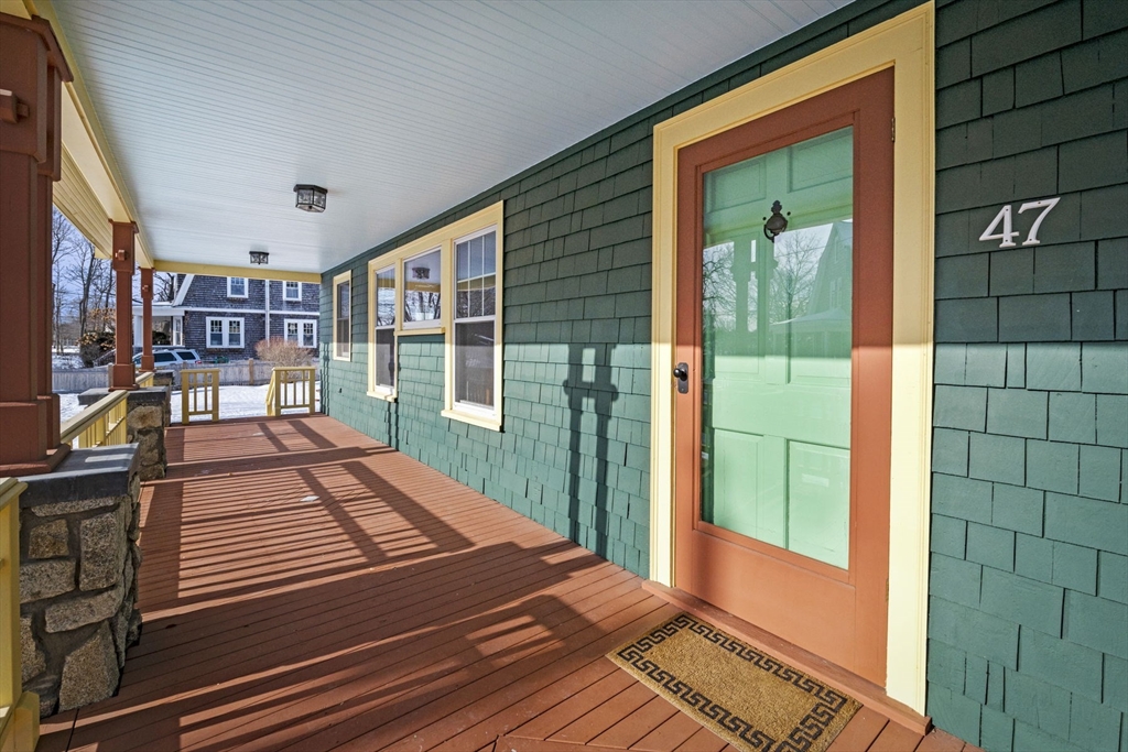 47 Ruby Avenue Marblehead, MA 01945 - Photo 4 of 42