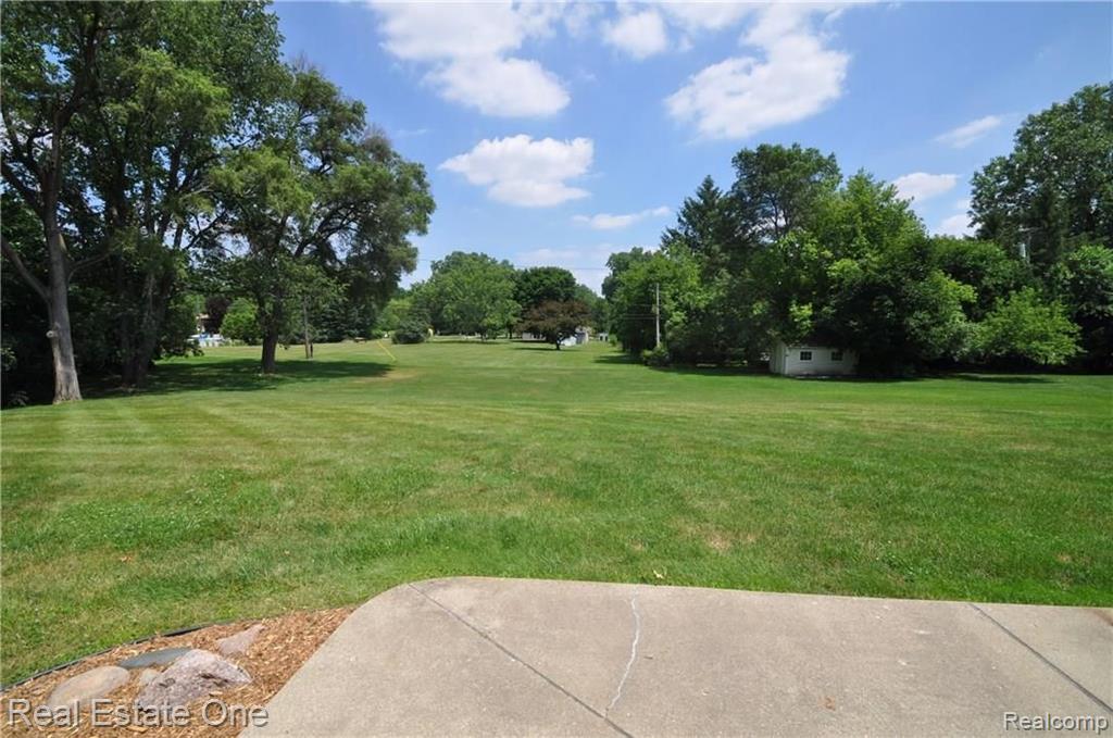 3301 Willet Avenue Rochester Hills, MI 48309 - Photo 24 of 26