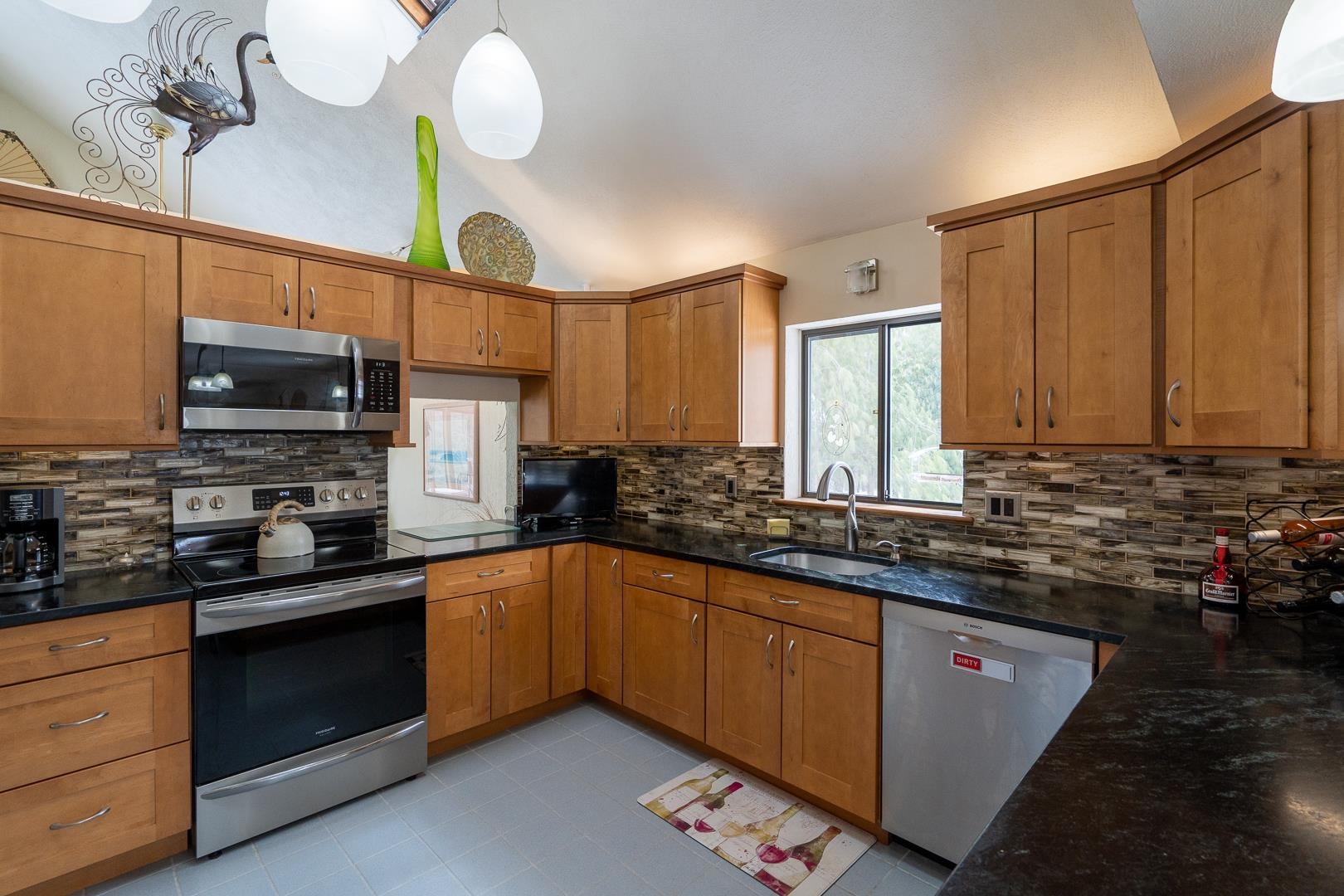 96 Harper Ridge Road Hampstead, NH 03826 - Photo 2 of 40